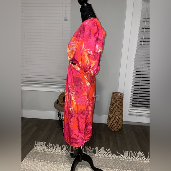 Catwalk Collection Tropical Dress - Picture 4 of 6